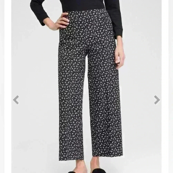 Chico's So Slimming Brigitte Wide Leg Line Print Crop Pants Size 8T NWT - Picture 1 of 12